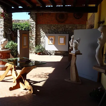 Al Castello Couette-café