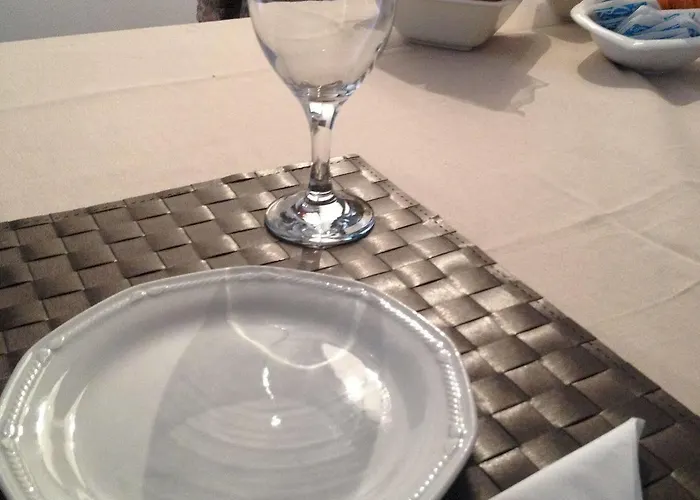 Al Castello לינה וארוחת בוקר Casale Litta